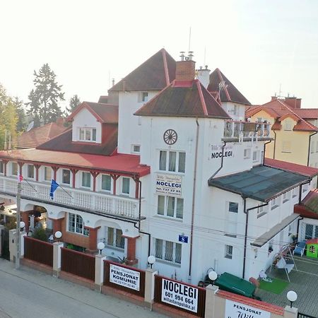 Piaseczno Willa Staropolska Экстерьер фото