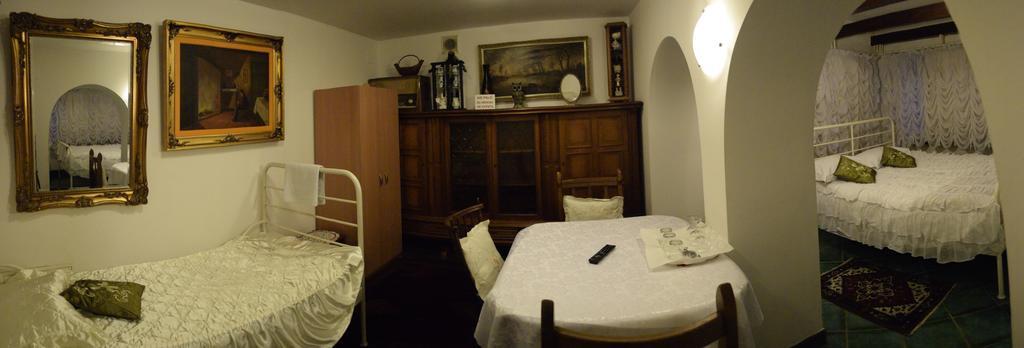 Piaseczno Willa Staropolska Экстерьер фото